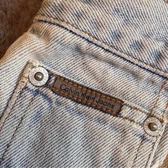 Calvin Klein Denim Women's Shorts - Picture 4 of 5